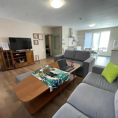 Nido Cozy 3br Kapana Center Apartman Plovdiv