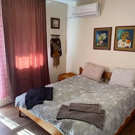 Διαμέρισμα Nido Cozy 3br Kapana Center